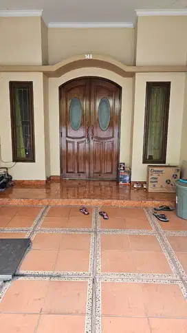 Dijual Rumah 2 Lantai Strategis di Cengkareng Jakarta Barat