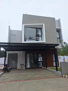 Dijual Rumah 2 Lantai Dago Bandung Dekat Bandara Husein Sastranegara