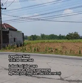Tanah pingir jalan raya dawar arah balong panggang gresik