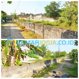 tanah dalam kompleks perumahan berbah kalitirto strategis