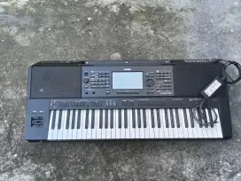 Keyboard Yamaha psr sx700