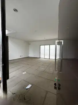Disewakan rumah pik2 brand new harga masih bisa nego siap survey