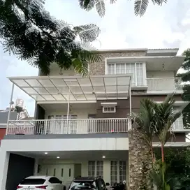 Di jual rumah di Royal spring di bawah harga pasar