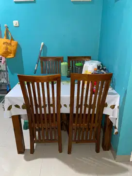 DIJUAL CEPAT MEJA MAKAN