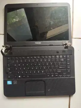 Laptop Toshiba Satellite C800 (Mati)