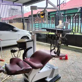Dental unit (kursi periksa gigi)
