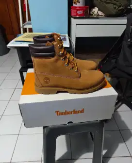 Sepatu Timberland Women Linden Wood WP 6in Original - Size 40EU