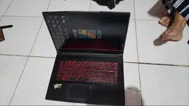 Laptop Gaming MSI GF63 Thin 10