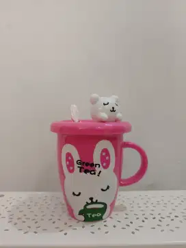 Gelas lucu karakter