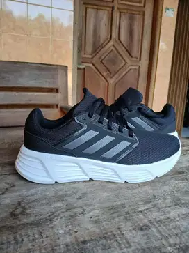 Adidas galaxy 6 running shoes hitam black orisinil resmi indo