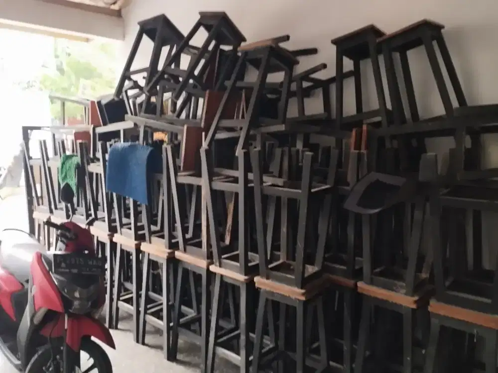 Kursi Kayu Cafe Warkop