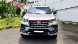 toyota fortuner vrz trd sportivo 2021 silver tangan pertama dari baru