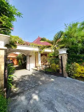 Rumah Mewah Tengah Kota di Baciro
