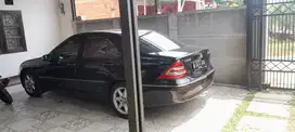 Mercedes-Benz C240 2002 Bensin