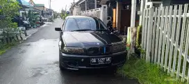 DIJUAL BMW E46 AT HITAM