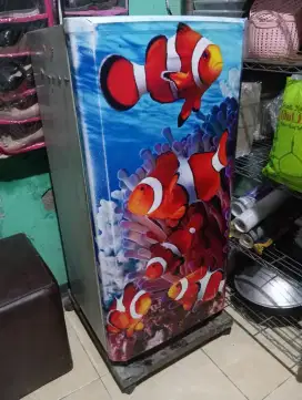 Dijual cepat lemari es 1 pintu merk panasinic
