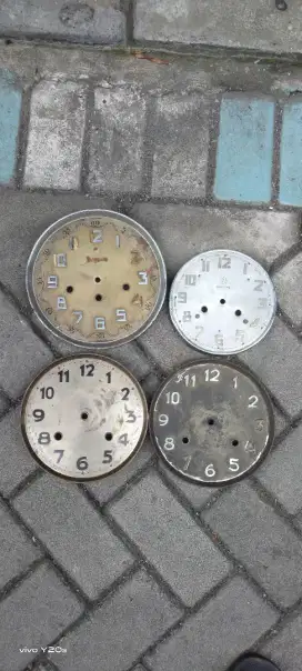 Borongan plat dial jam antik