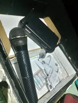 Mic wireless merk shure tipe svx 24/pg 58