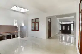 Disewakan/Dijual Ruko Antapani Bandung Timur Kota