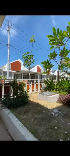 Rumah Ready  Luas dan Gede Karangpilang Bambe