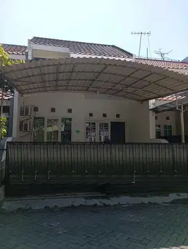 RUMAH di Taman Mutiara area Pakuwon City,Surabaya timur