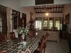 Rumah bagus dan terawat area Batununggal