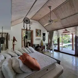 Di jual Villa Walking distance to Saba Beach Gianyar
