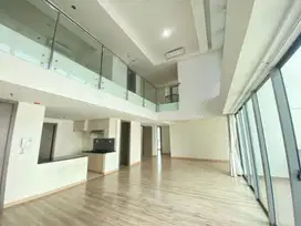 Dijual Apartemen St Moritz Skyloft 5BR di Puri Indah Jakarta Barat