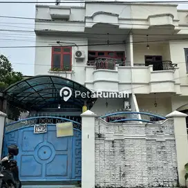 DIJUAL/DISEWAKAN VILLA JALAN LABU I (RICKY ANTONIO)