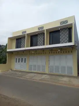 RUKO GANDENG 3  DI LEGOK