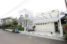 Rumah mewah full furnish di kemang jaksel LT.741m