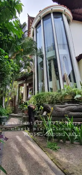 jual rumah clasik lantai 2  muding tengah