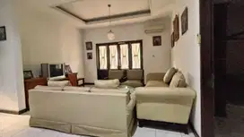 Dijual: Rumah di Taman Bintaro Sektor 9 Jakarta Selatan