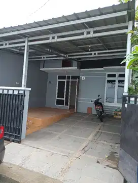 DIJUAL RUMAH DI JATI RANGGA KRANGGAN