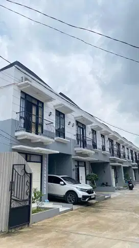 Nempel Jalan Raya Utama. Diapit 3 Pintu Tol, 10 Menit Lrt