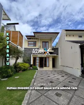 Rumah Terawat 2 lantai dekat balai kota among tani Batu Malang