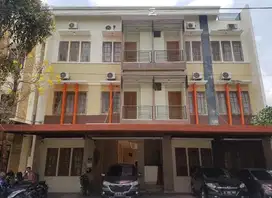 Kost eksklusif fully furnished Duksina 2 By SHM
