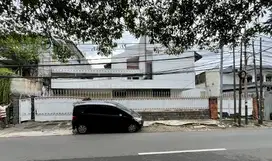 Rumah Mewah  Stategis Pinggir Jalan Raya di Cipete Jakarta Selatan