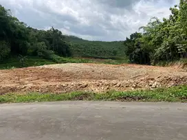 Tanah 1685m² View Perbukitan Mojogedang Karanganyar