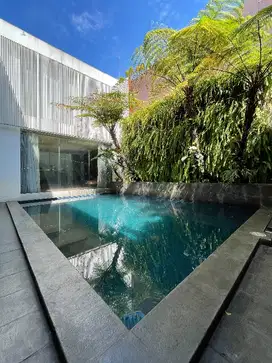 BEST PRICE MODERN TROPICAL HOUSE DI CIRENDEU