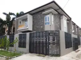 RUMAH LUX DI ISTANA MEKAR WANGI BANDUNG