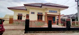 JUAL RUMAH MEWAH MURAH DALAM KOMPLEK BEBAS BANJIR