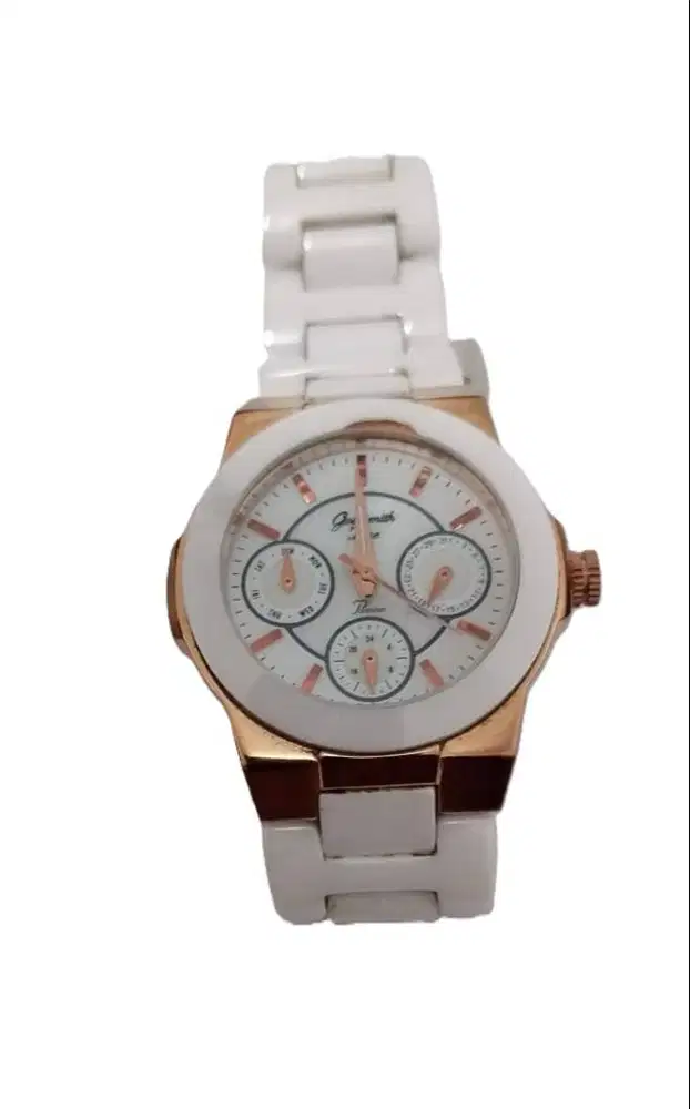 Goldsmith time female ceramics