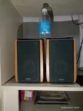 Edifier R1000BT