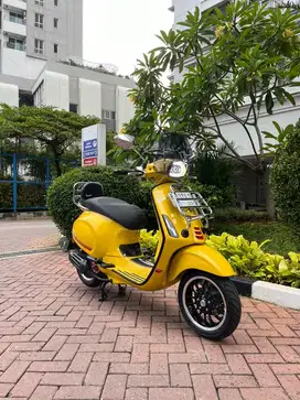 Vespa Sprint Modif 15 jt Yellow Iget 2024 (99% Like New)