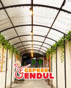 DISEWAKAN TEMPAT USAHA JALAN RAYA MAJAPAHIT, STRATEGIS, LUAS, NEGO