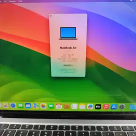 Macbook Air M1 Ram 8 Ssd 512 layar 13 inch lengkap full set grey
