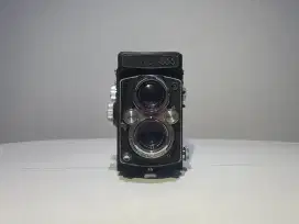 KAMERA ANALOG TLR YASHICA 635