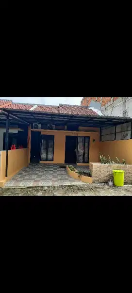 Town House Mutiara Pasir Kuda