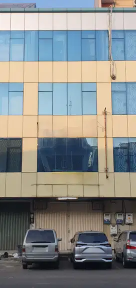 Ruko Bukit Gading Indah, Kelapa Gading, Luas 4,5x17m2
